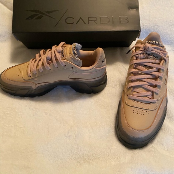 Cardi B Reebok - Picture 3 of 4